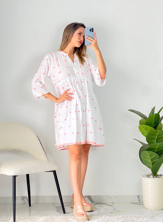 Robe lin brodé