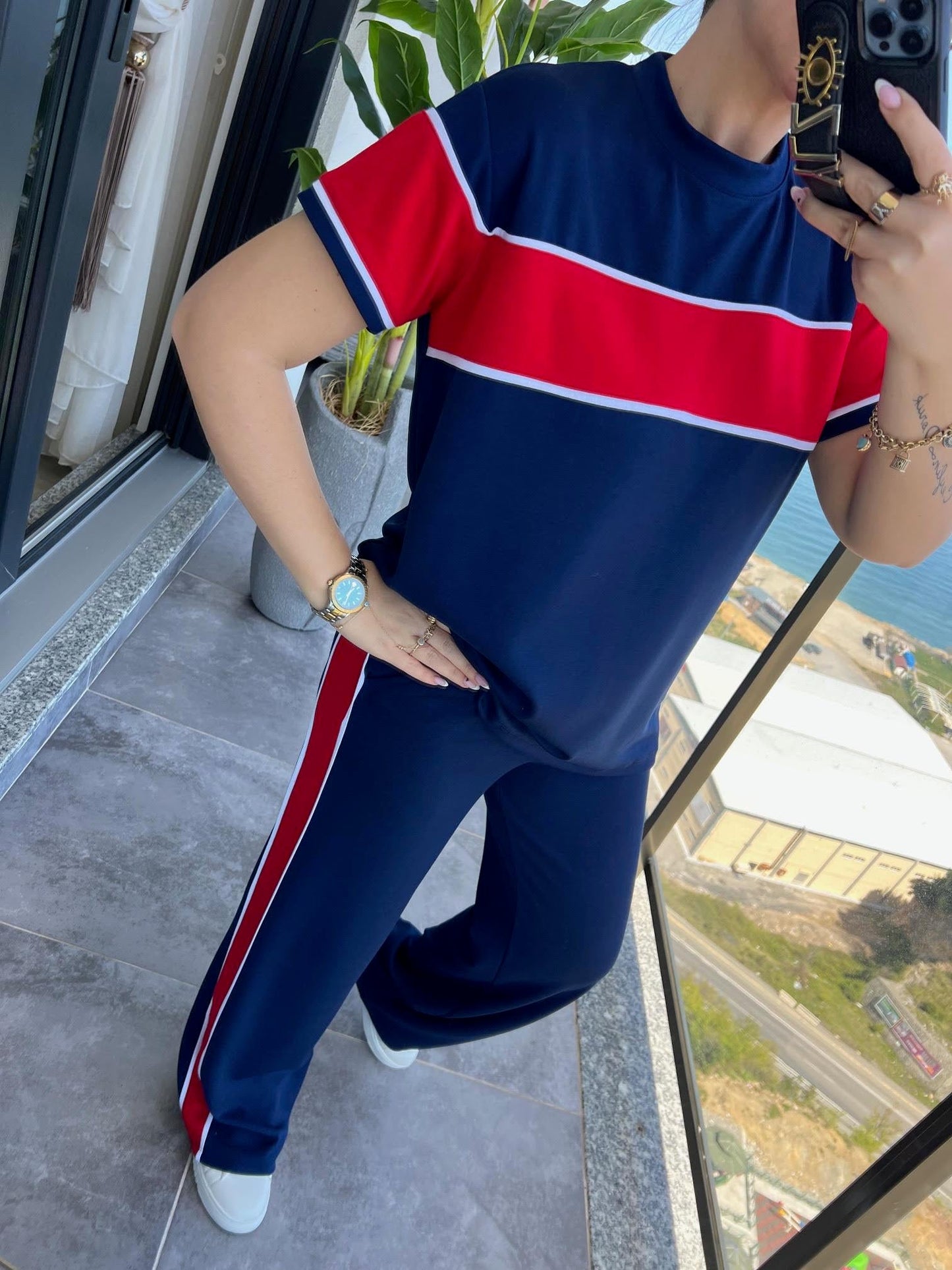 Set Marina